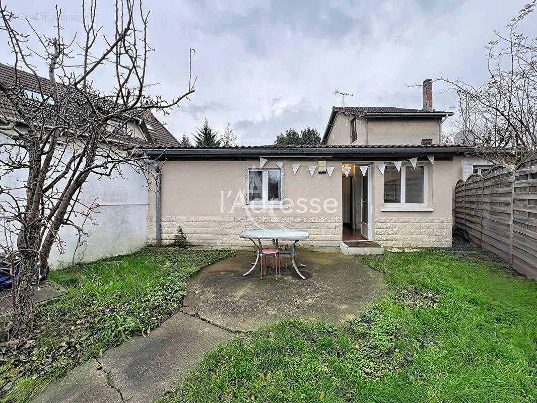 Maison à AULNAY-SOUS-BOIS