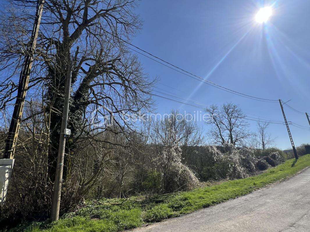 Terrain à ETAMPES