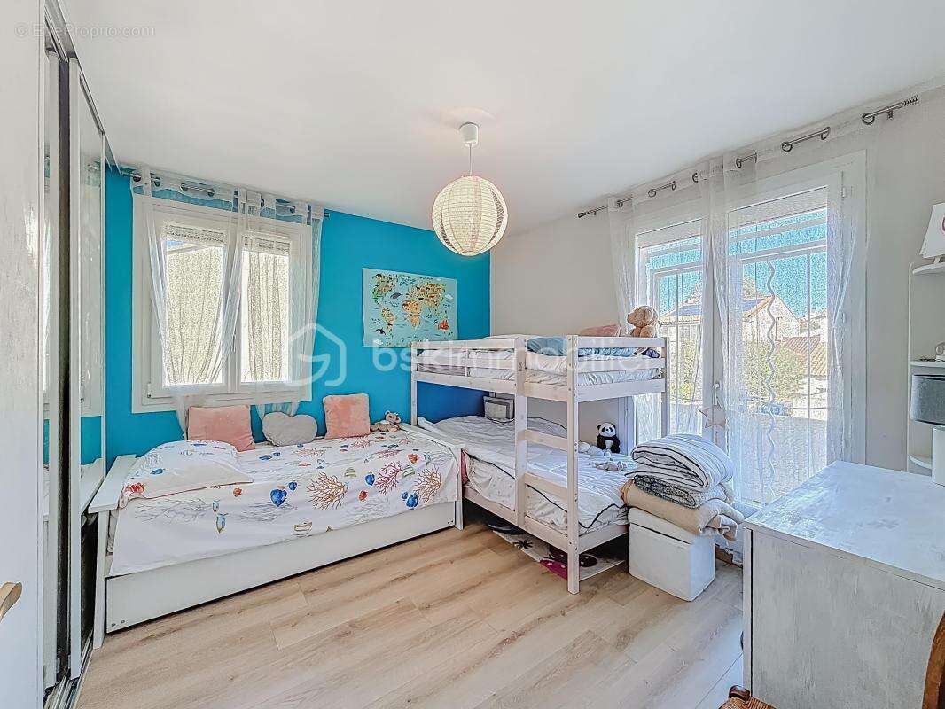 *** superbe villa de 175 m² avec garage – juvignac la plaine*** - photo 13