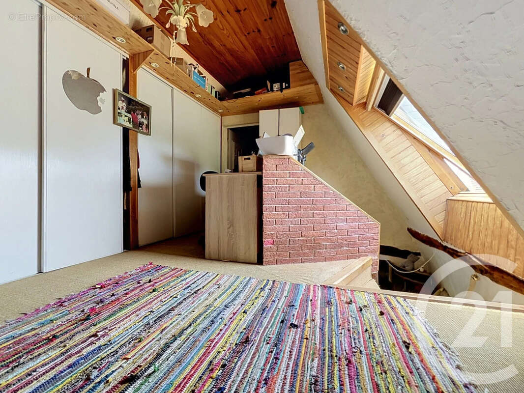 Maison 207 m² à Pont-Audemer  - photo 9