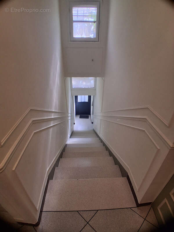 Maison à FONTVIEILLE