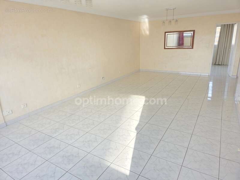 Appartement à SARCELLES