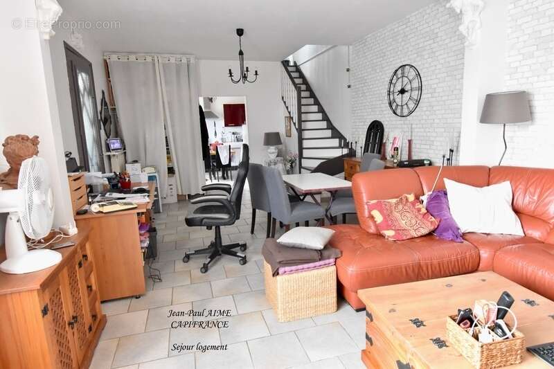 Commerce à PONT-SAINT-ESPRIT