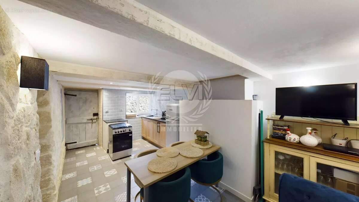 Maison à PLAN-DE-LA-TOUR