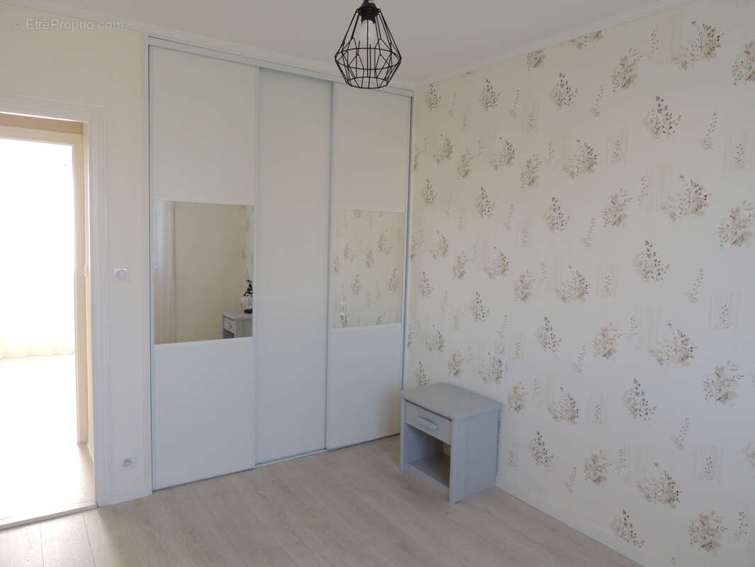 Maison à SAINT-MARTIN-DES-NOYERS