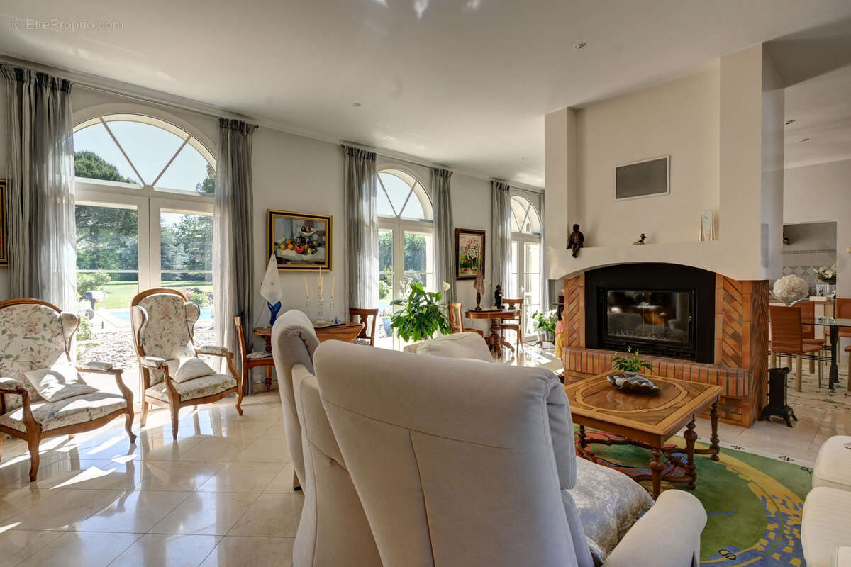 Maison à VILLENEUVE-SUR-LOT