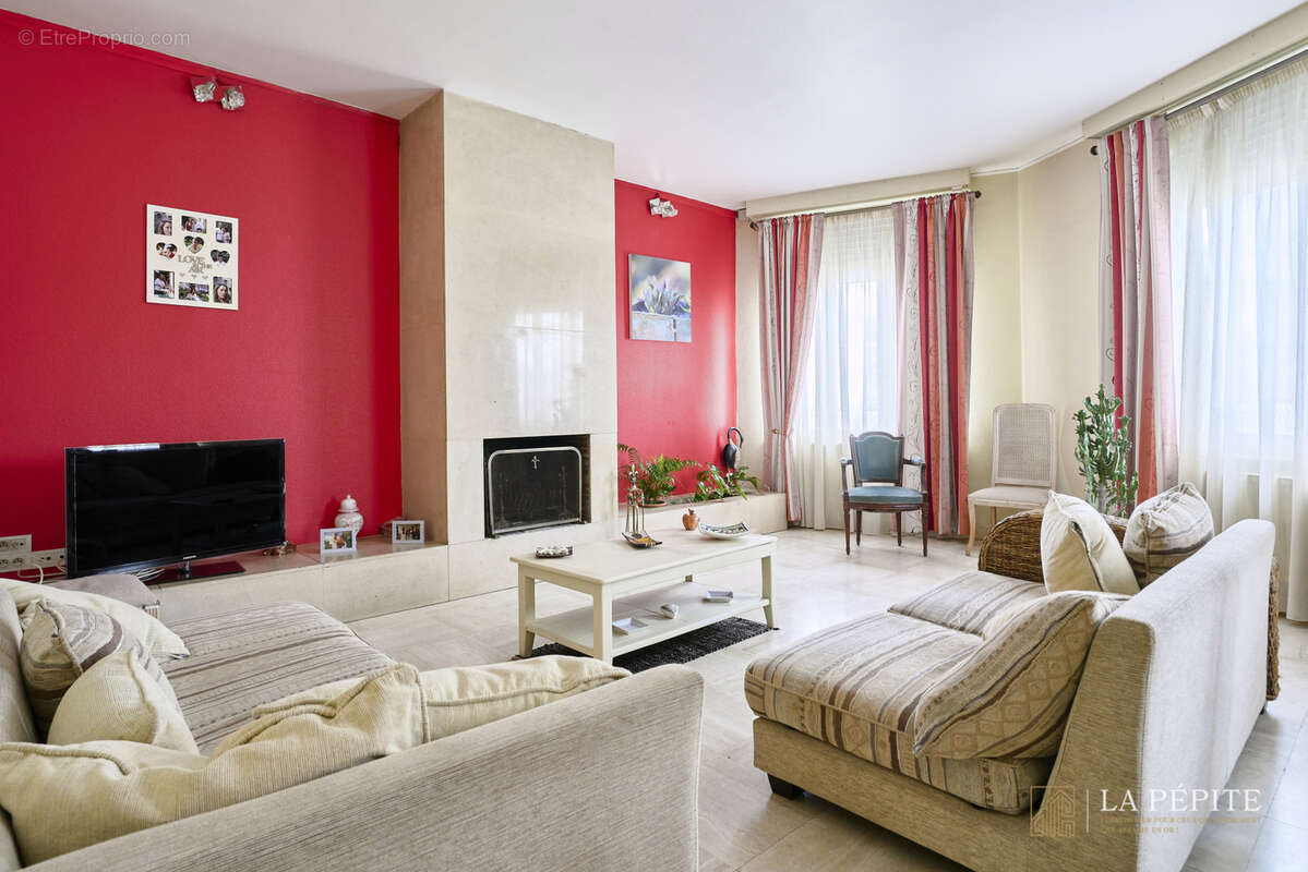 Maison à NEUVILLE-SAINT-REMY