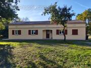 Maison à SAINT-CHRISTOPHE-DE-DOUBLE