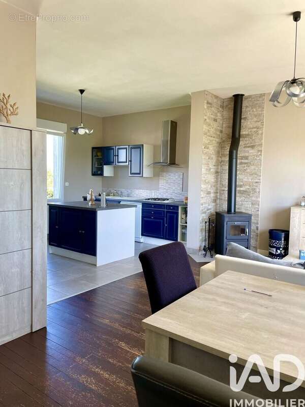 Photo 2 - Maison à SAINTES