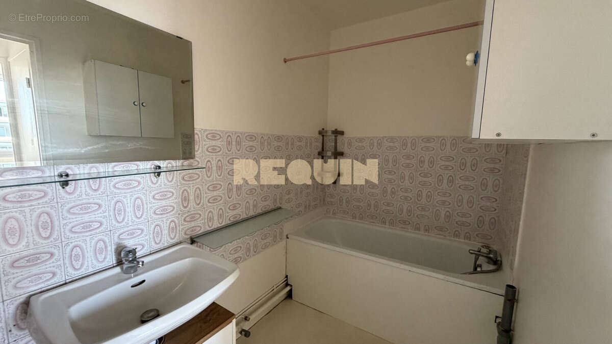Appartement 74 m² à Lille  - photo 5
