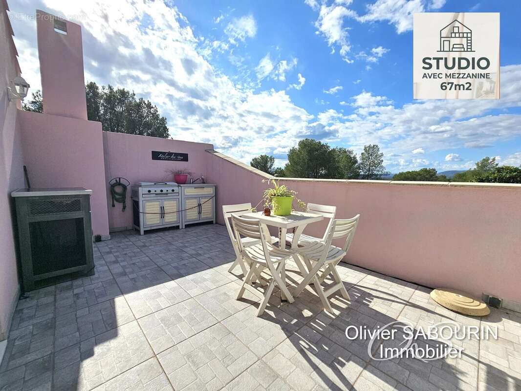 Maison à ROQUEBRUNE-SUR-ARGENS