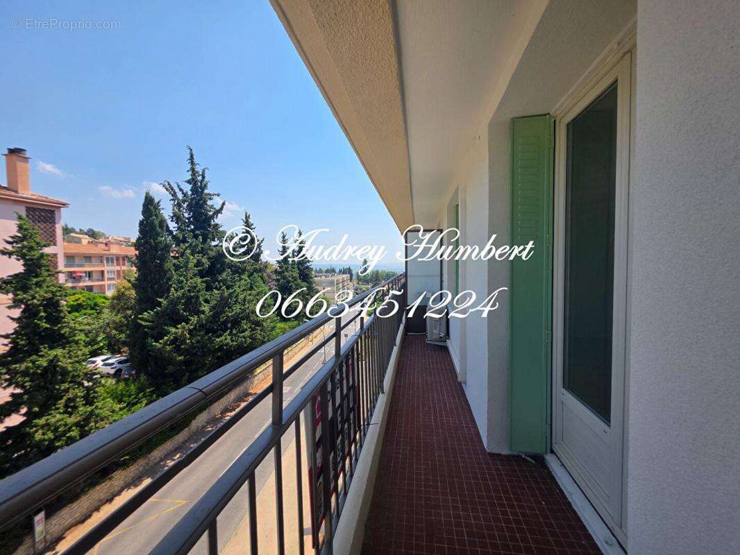 EXCLUSIVITE, MANOSQUE, BEL APPARTEMENT avec balcon, loggia et vue dégagée,  3/4 pièces de 67 m2 quartier et vue Mont d'Or - photo 13