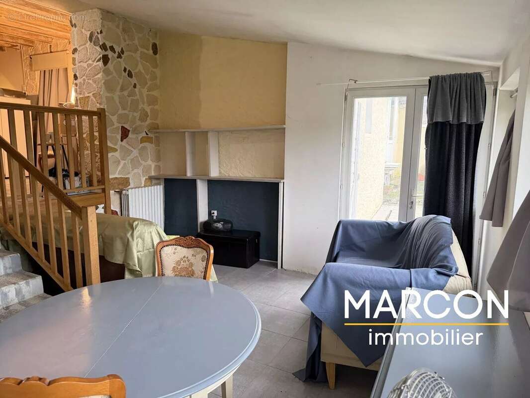 Maison à MOUTIER-MALCARD