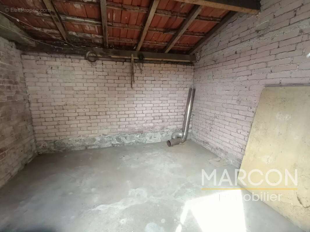 Maison à LAVAVEIX-LES-MINES