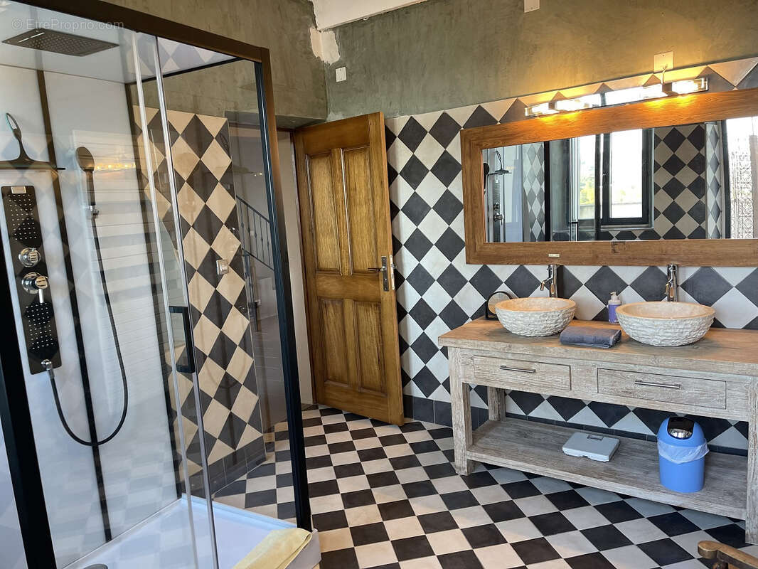 Maison à VAISON-LA-ROMAINE