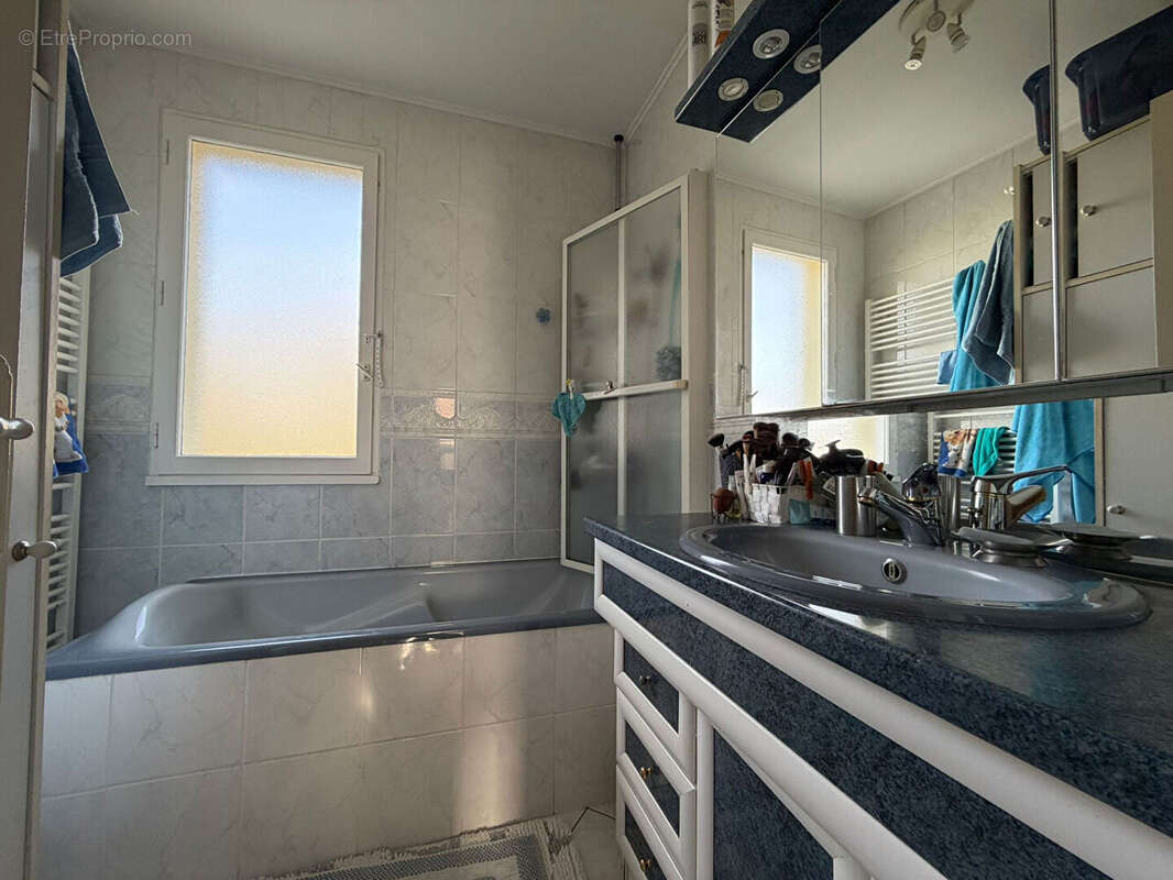 Maison à SAINT-SEBASTIEN-SUR-LOIRE