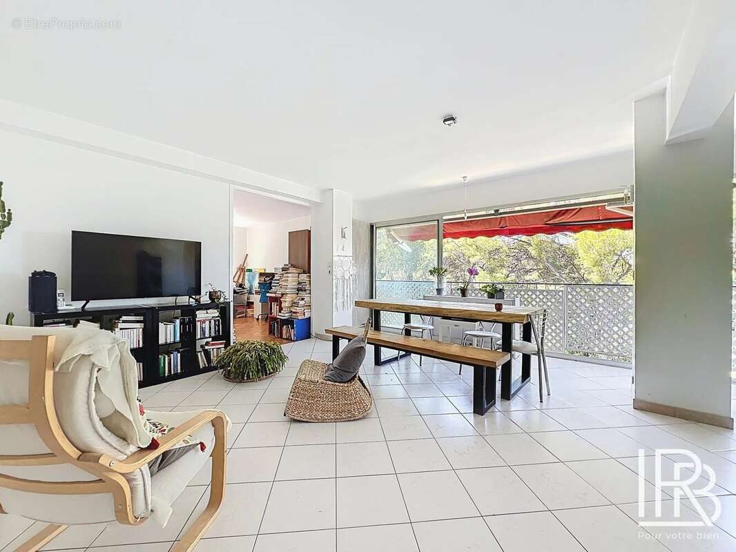 Appartement à MARSEILLE-9E