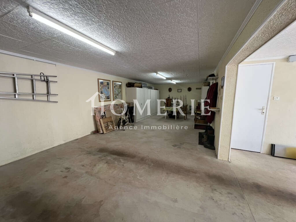 Pavillon en parfait etat d'une superficie de 102,98m2 - photo 17