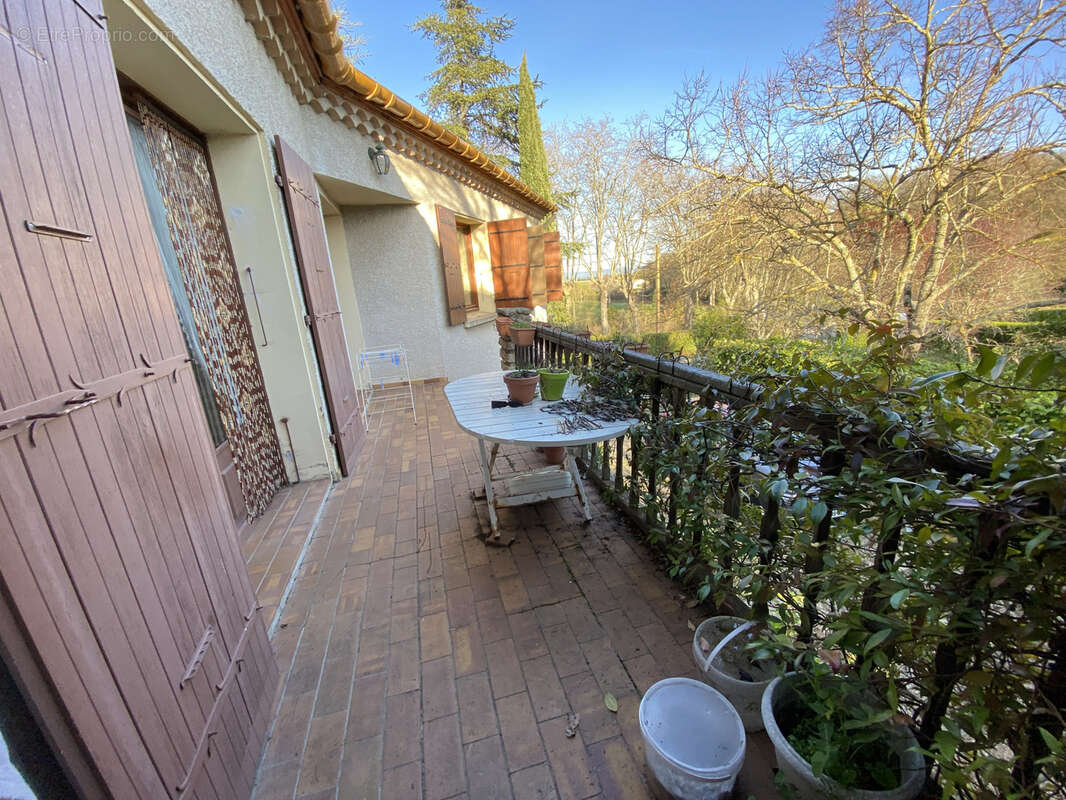 Maison à ALAIGNE