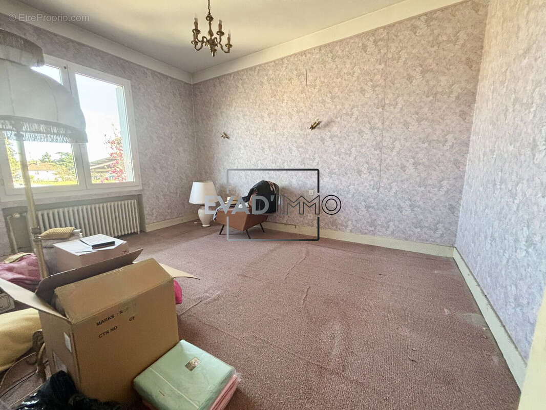 Maison à ANDREZIEUX-BOUTHEON