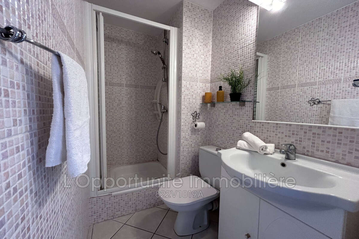 Appartement 33 m² à Saint-Raphael  - photo 9