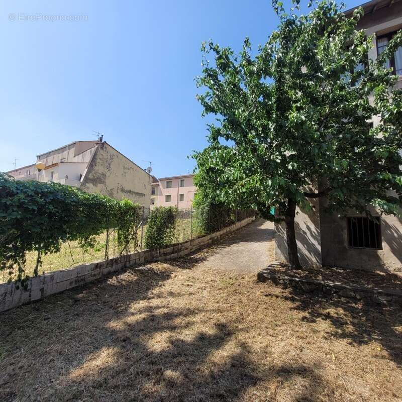 Dpt Gard (30), à vendre ALES immeuble de rapport 175m2 environ à rénover + terrain 300m² environ - photo 20