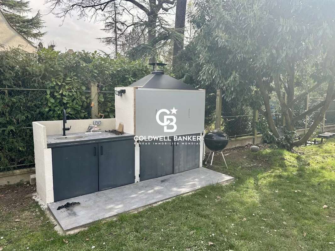 Maison à LE VESINET