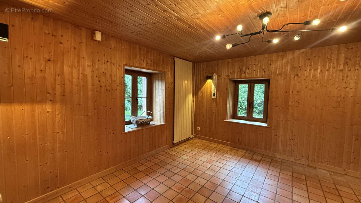 Maison à TAINTRUX