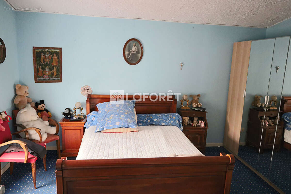 Appartement à OZOIR-LA-FERRIERE