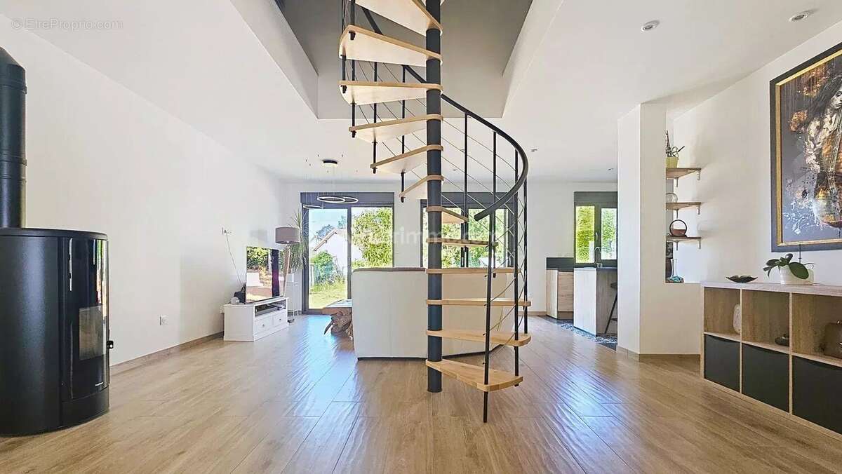 Vente Maison Montlhery(91310) 529 000ï¿œ - photo 3