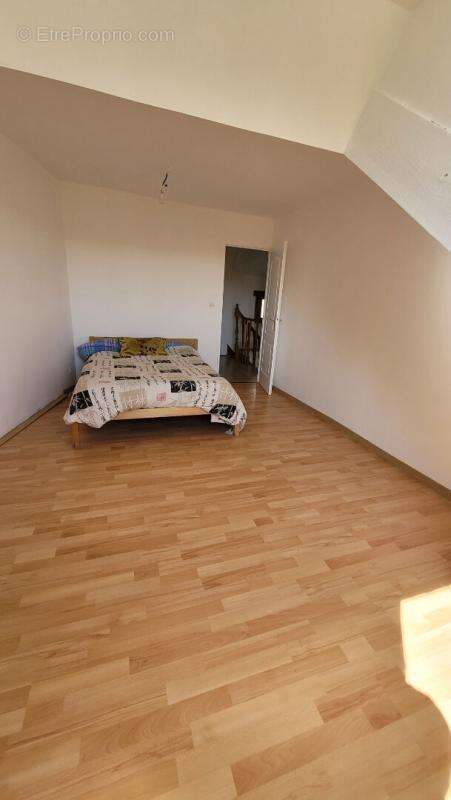 Maison à DAMPIERRE-SUR-AVRE