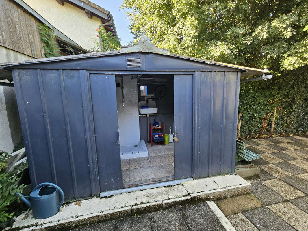 Cabane de loisirs au bord de l'eau - photo 9