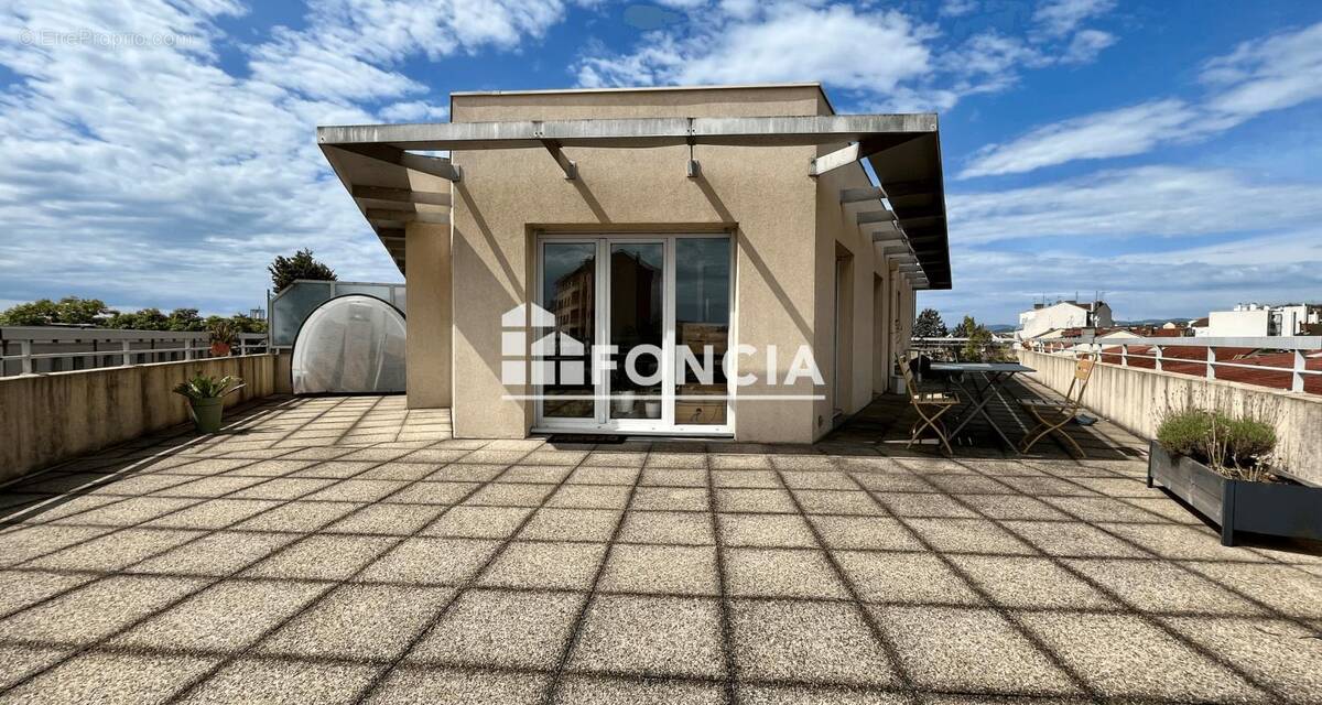 Appartement à LYON-3E