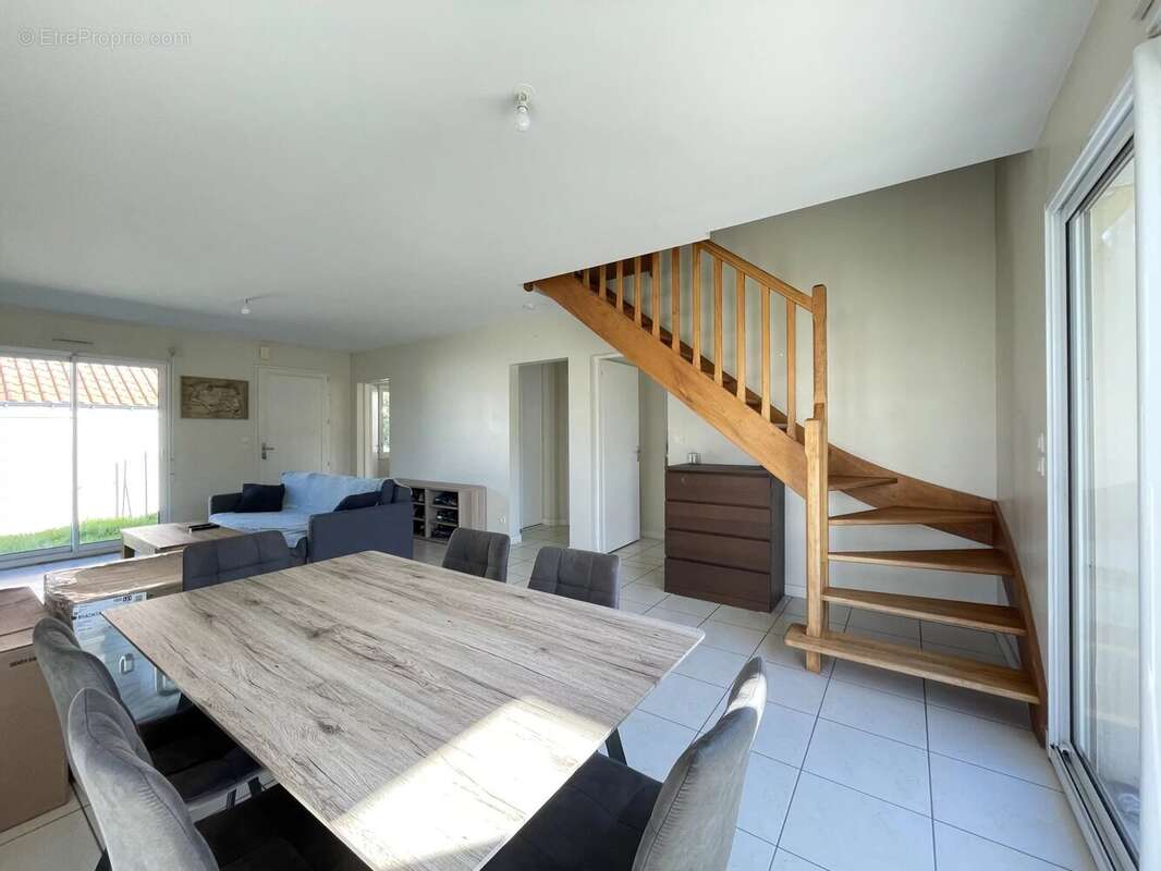 Maison à LA HAIE-FOUASSIERE