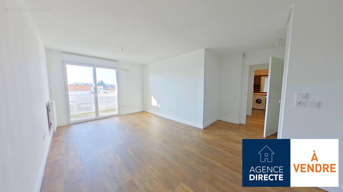 Appartement à SAINT-SEBASTIEN-SUR-LOIRE