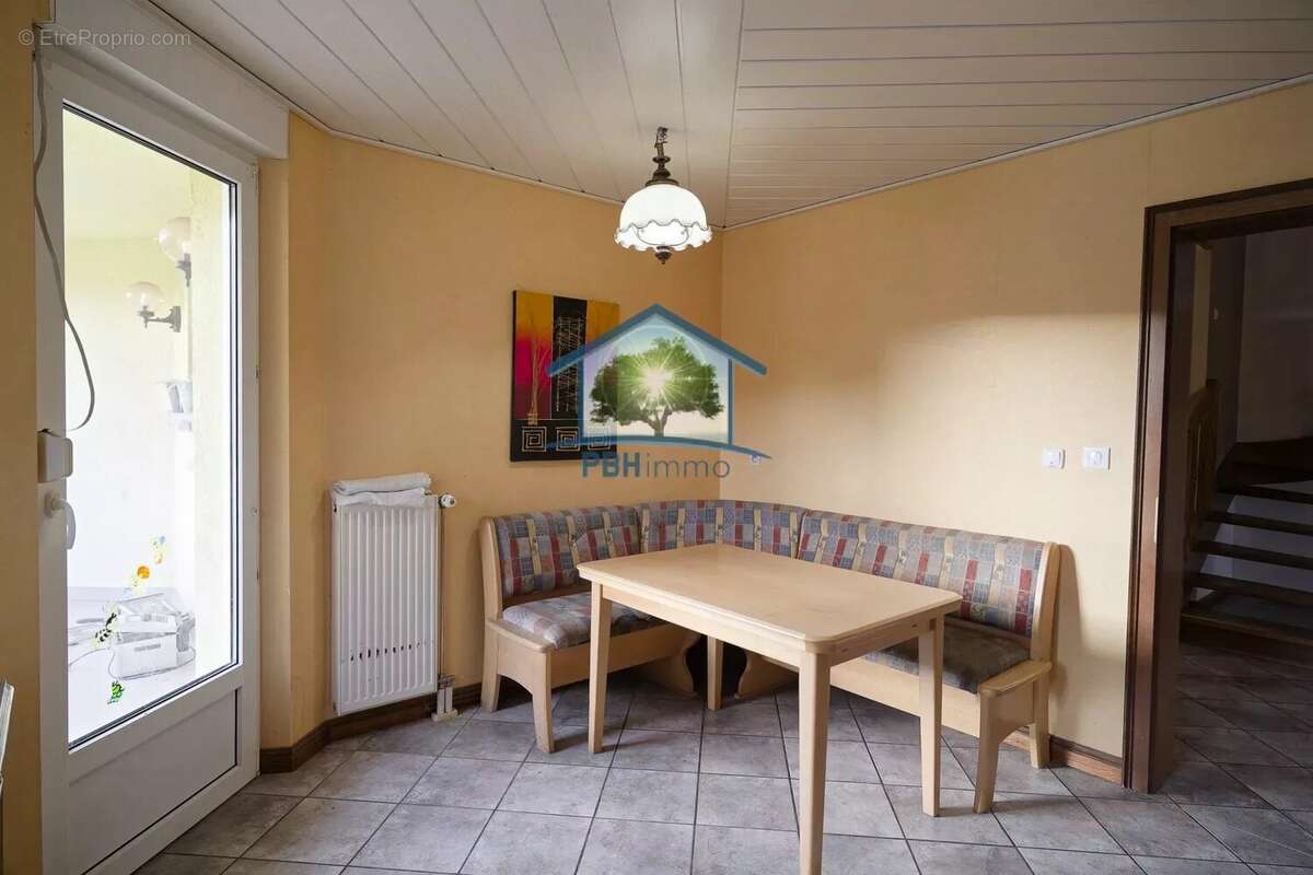 Maison à MORSBRONN-LES-BAINS