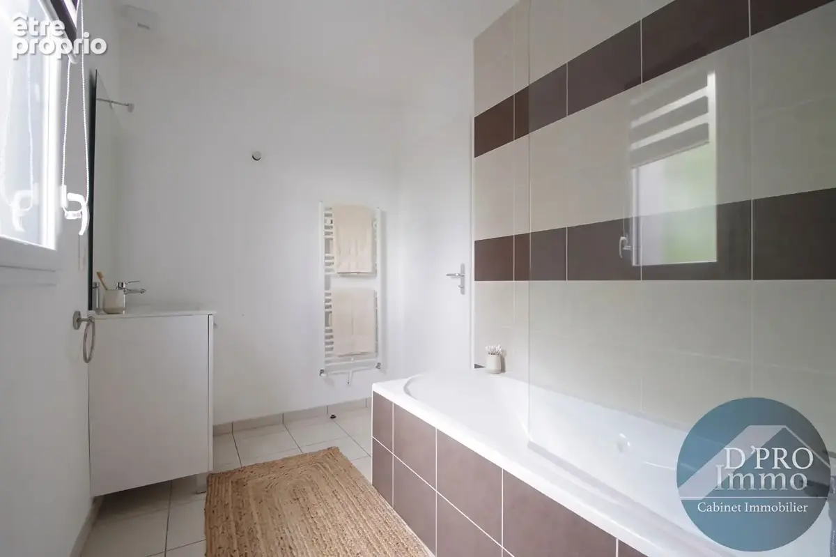 Premier achat, premier jardin, premier vrai chez-soi. - photo 8