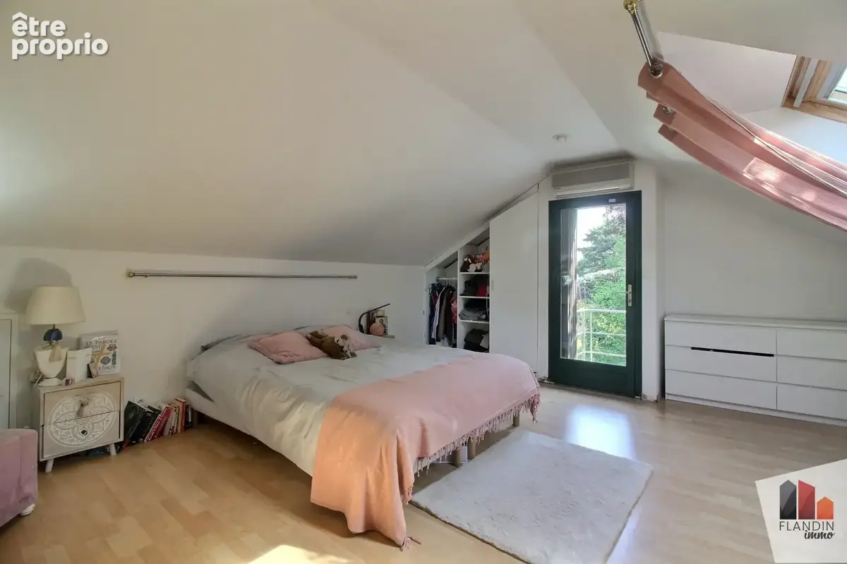 Maison 151 m² à Vernaison  - photo 8