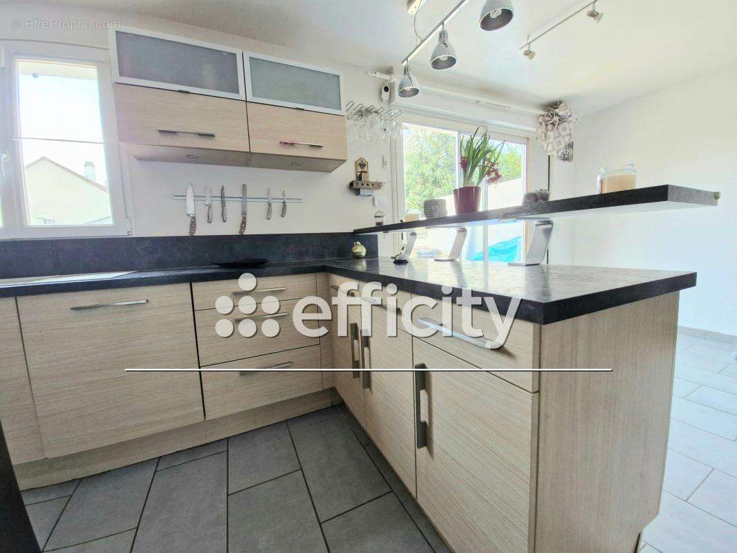 Maison à VILLEPARISIS