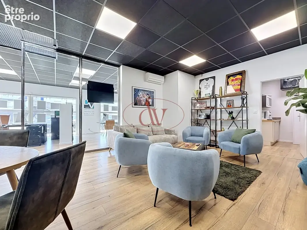 Locaux commerciaux pollestres - photo 10