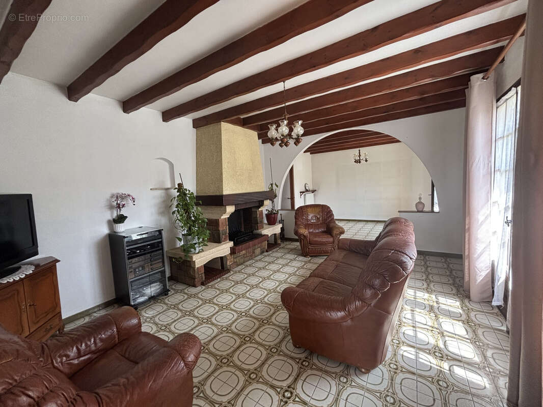 Maison à BASSENS