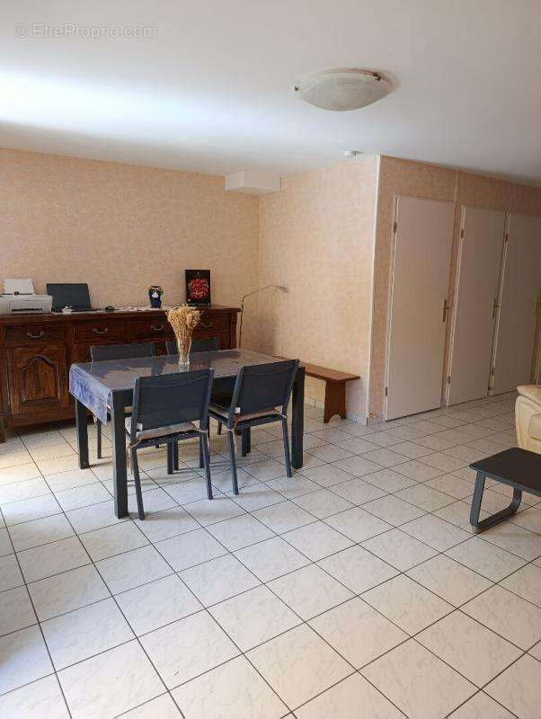 Maison à COMBS-LA-VILLE