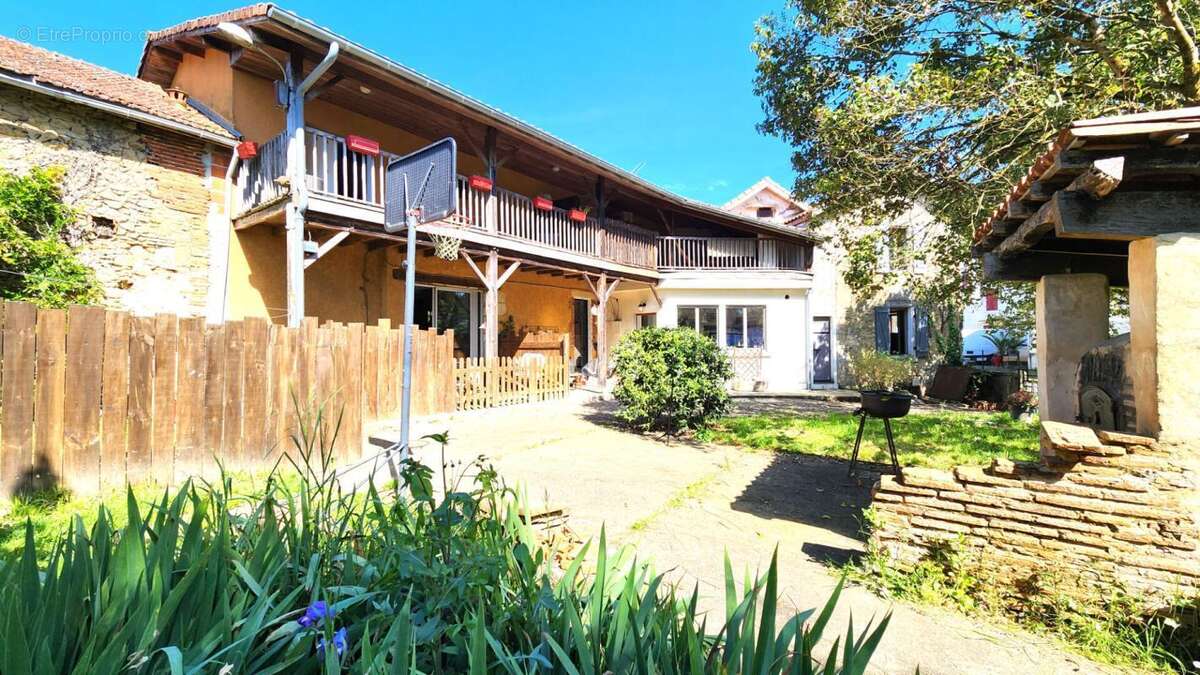 Maison à MUGRON