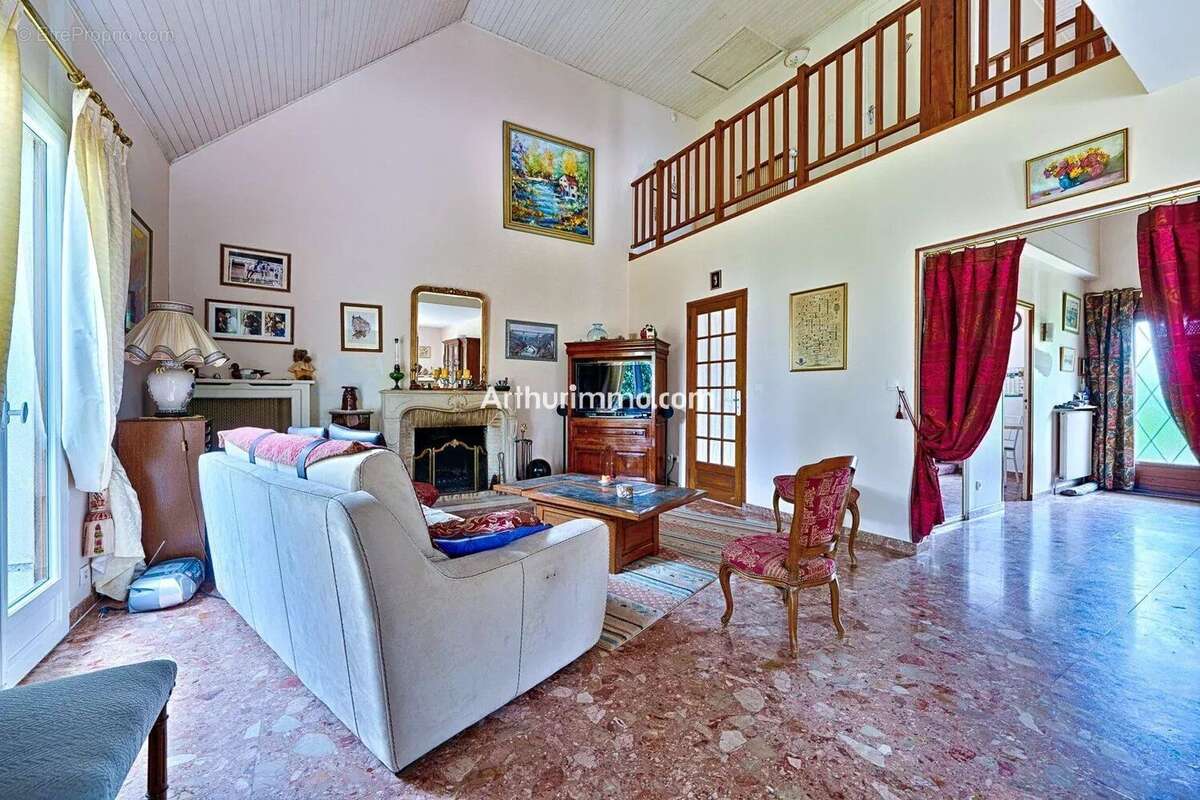 Maison à SUCY-EN-BRIE