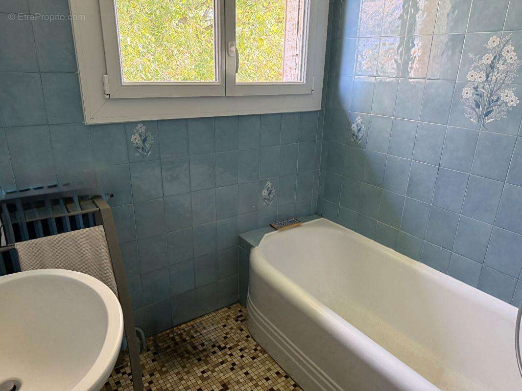 Maison à SAINT-MARCEL