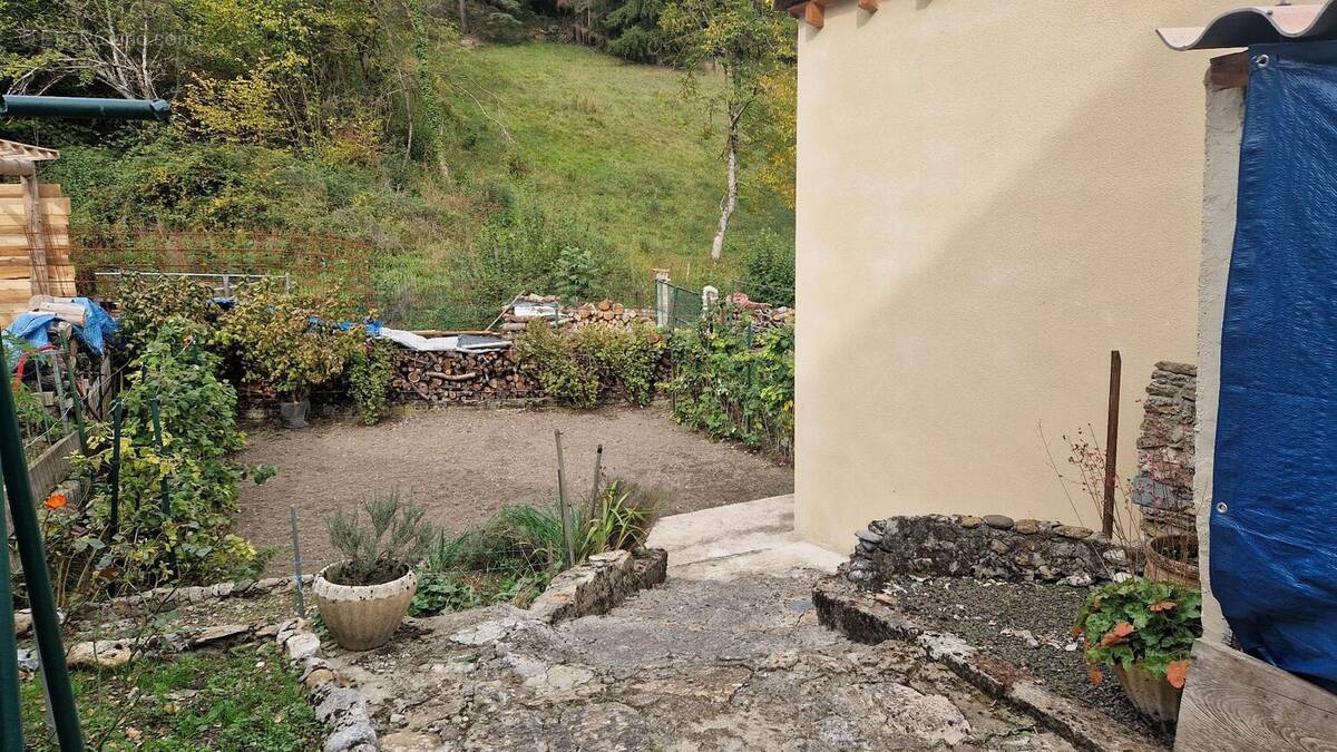 Maison à BELFORT-SUR-REBENTY