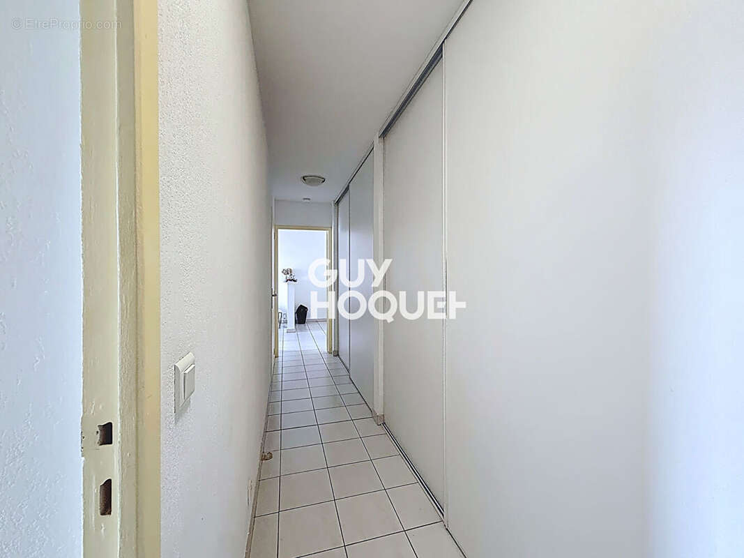 Appartement à MOUANS-SARTOUX