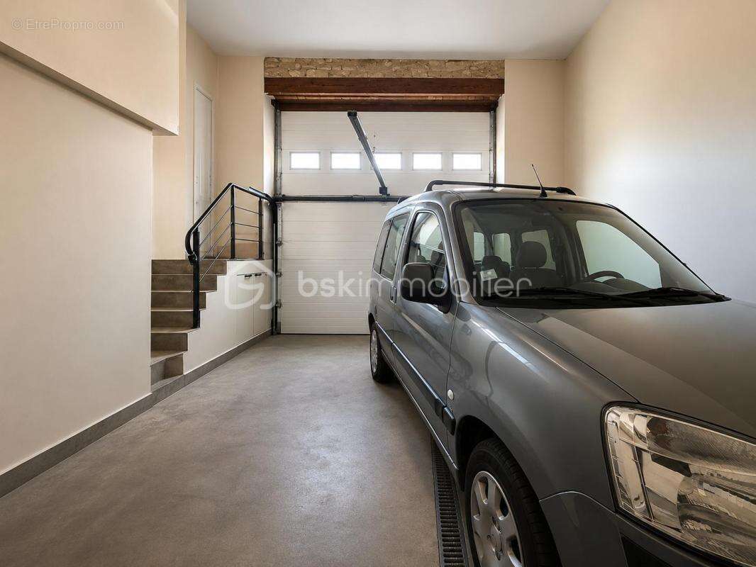 Maison traditionnelle mitoyenne d'un coté - photo 3
