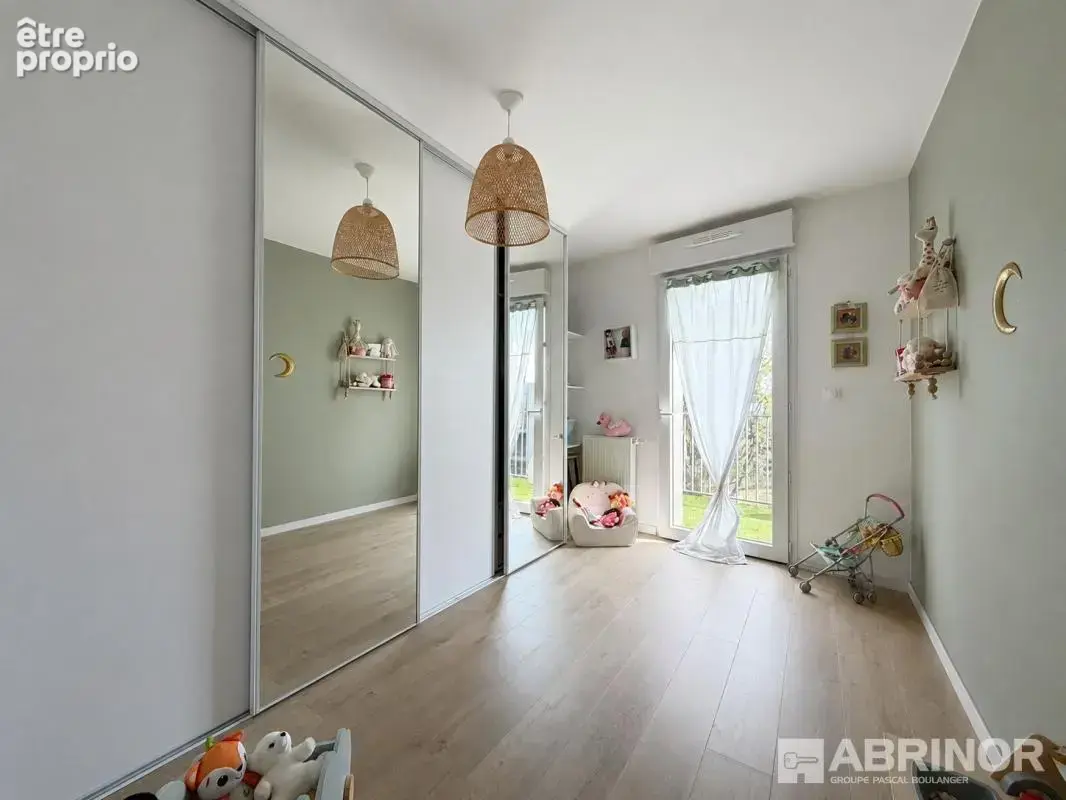  Appartement récent en dernier étage avec terrasse – Lille - photo 6