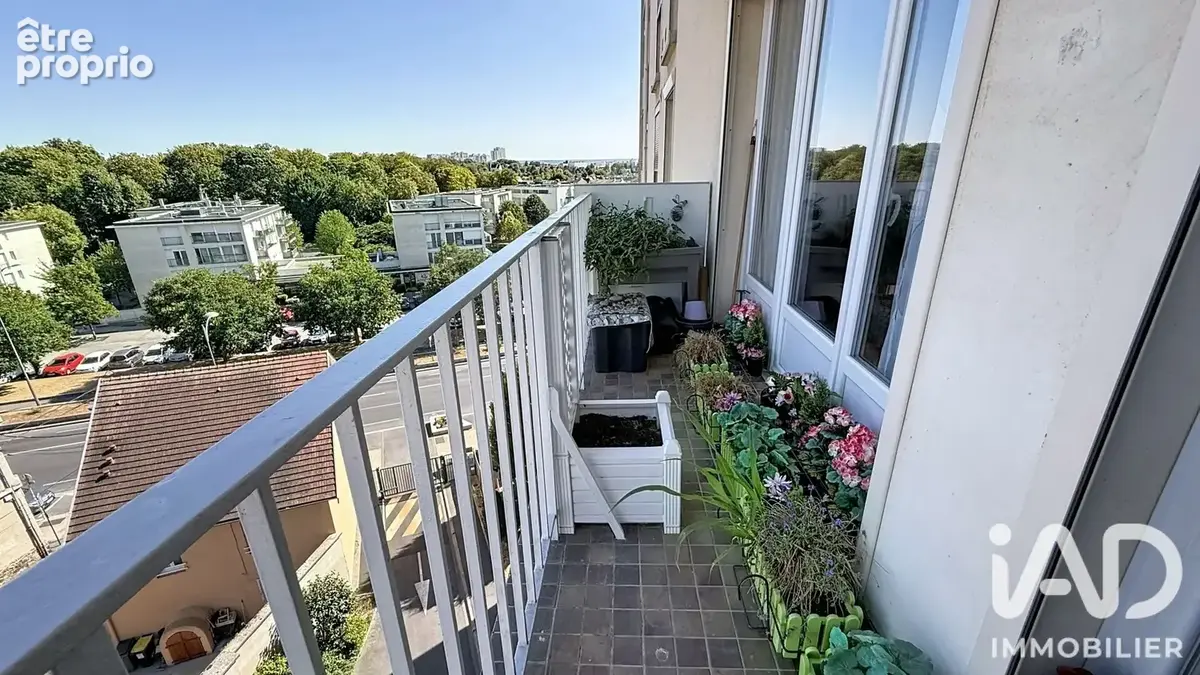 Photo 1 - Appartement à TINQUEUX